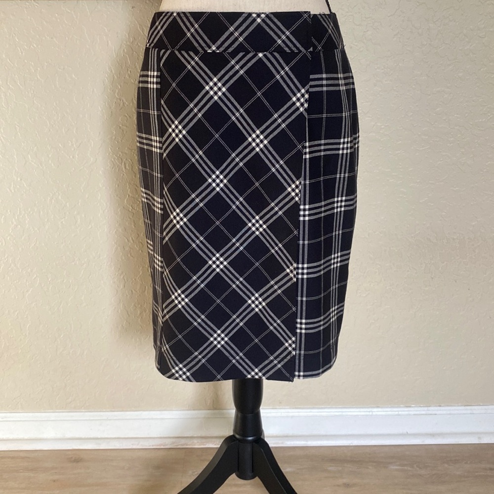 “ 346 “ Brooks Brothers Petite Plaid Skirt
